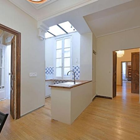 Superbe Appartement 95M2 Proche Arenes- Parking Offert Nîmes Buitenkant foto