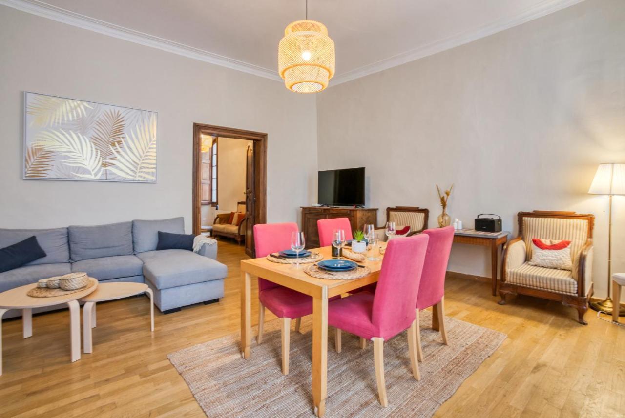 Superbe Appartement 95M2 Proche Arenes- Parking Offert Nîmes Buitenkant foto