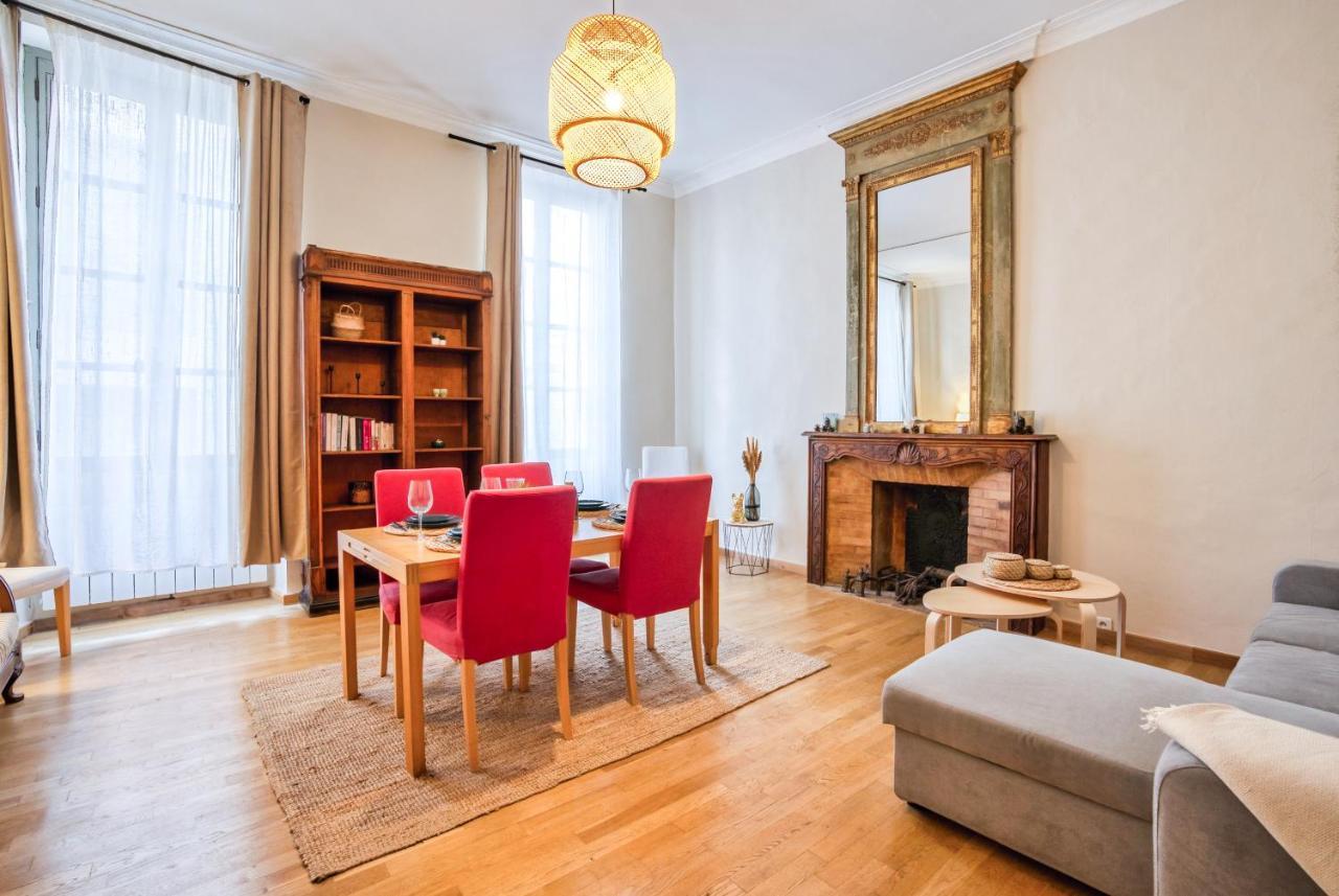 Superbe Appartement 95M2 Proche Arenes- Parking Offert Nîmes Buitenkant foto