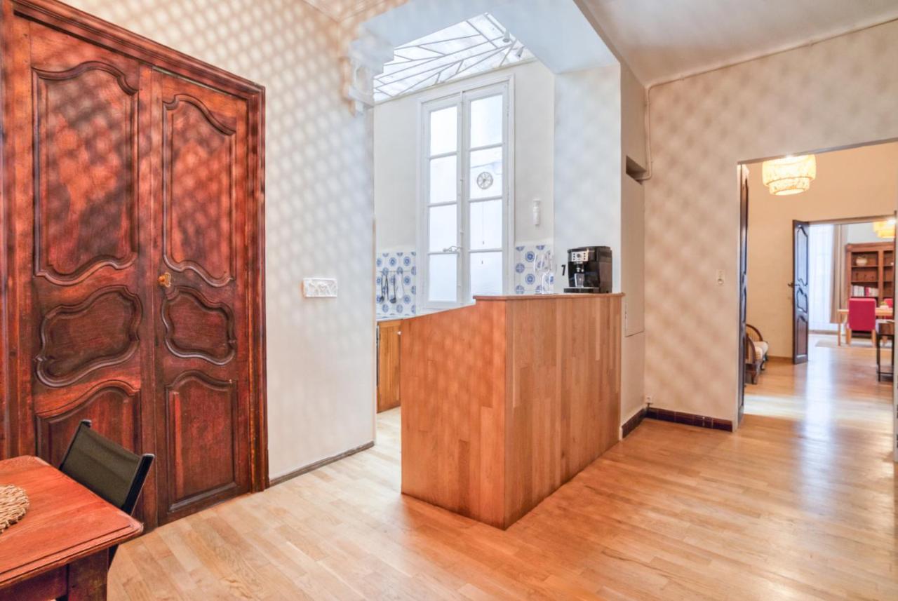 Superbe Appartement 95M2 Proche Arenes- Parking Offert Nîmes Buitenkant foto